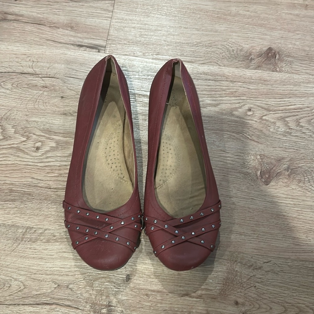Women’s Flats
